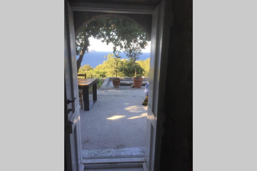 My Old Stone House In A 2 000 Sqm Private Garden With Fab Glamping Tent Mandraki  Экстерьер фото