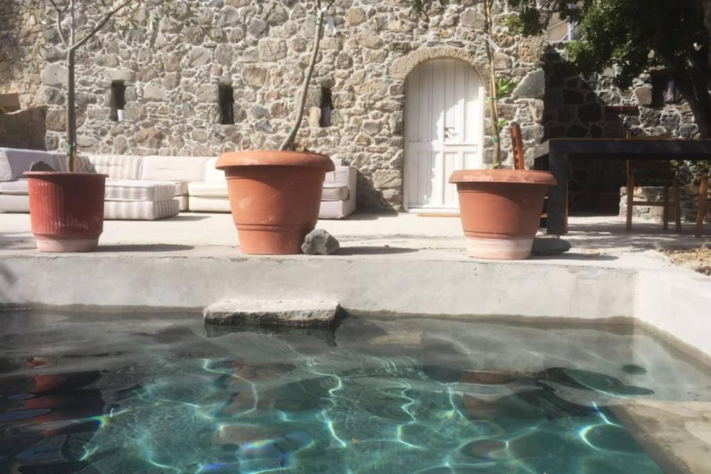 My Old Stone House In A 2 000 Sqm Private Garden With Fab Glamping Tent Mandraki  Экстерьер фото