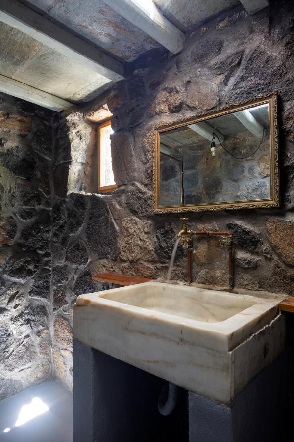 My Old Stone House In A 2 000 Sqm Private Garden With Fab Glamping Tent Mandraki  Экстерьер фото